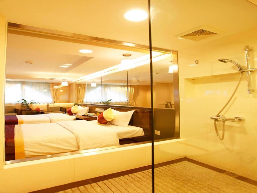 גואנגג'ואו New World Hotel מראה חיצוני תמונה